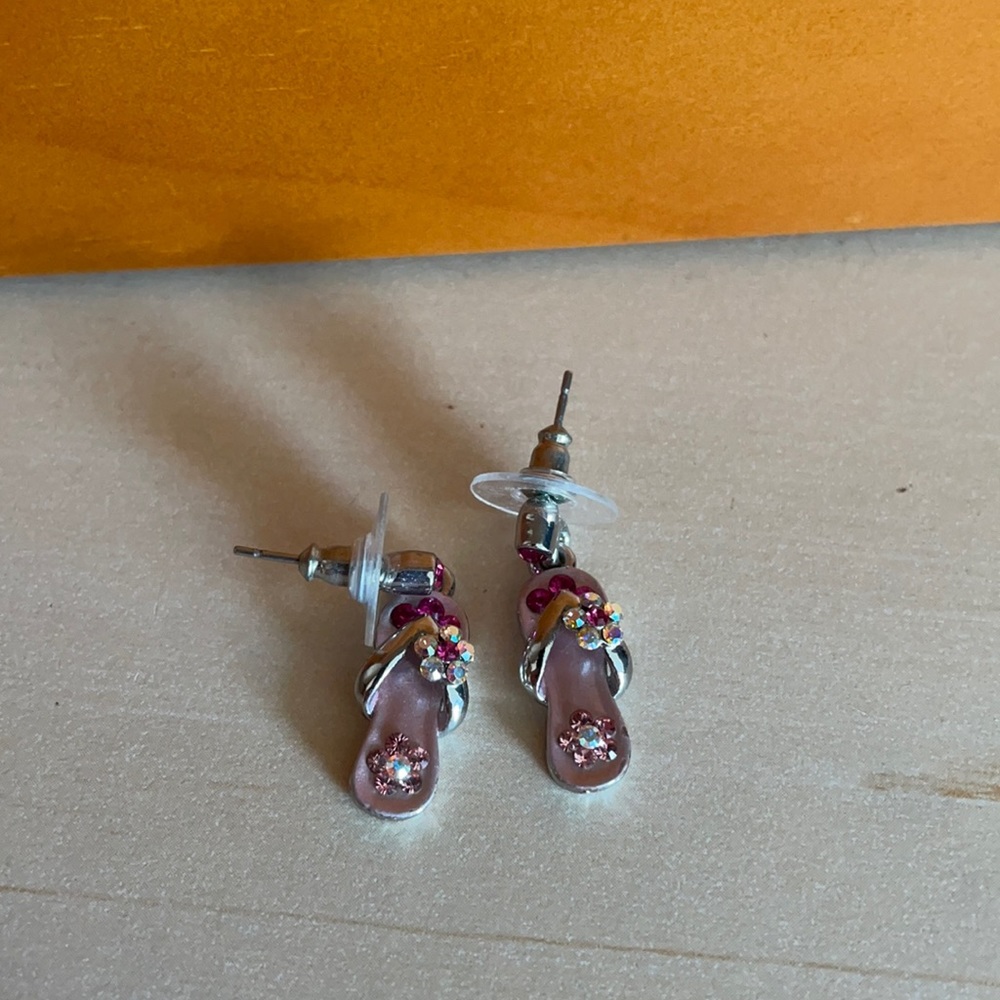 Pink flip flop earrings